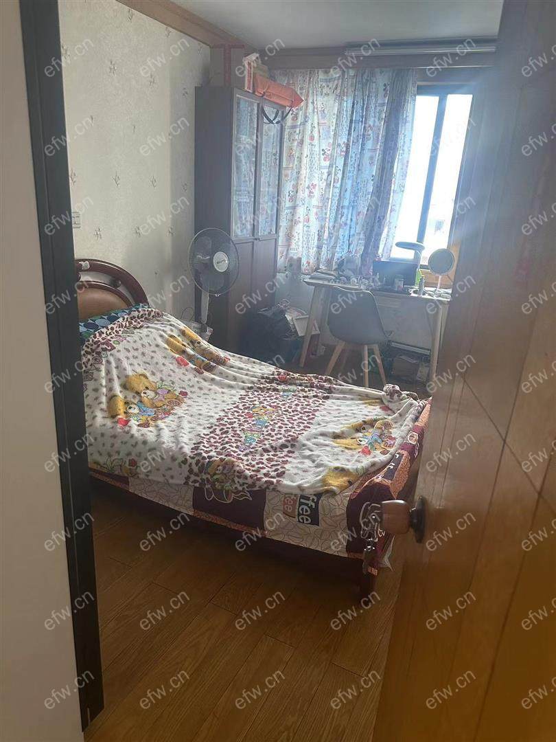 东林小学  房东诚售 价格可谈