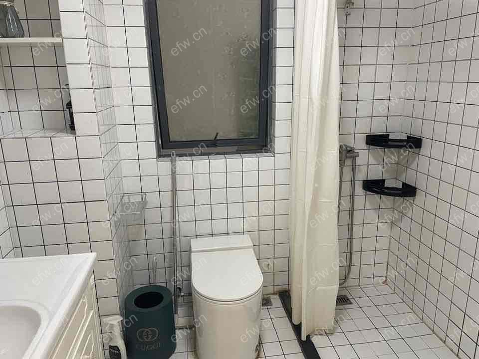 东风家园 2室1厅