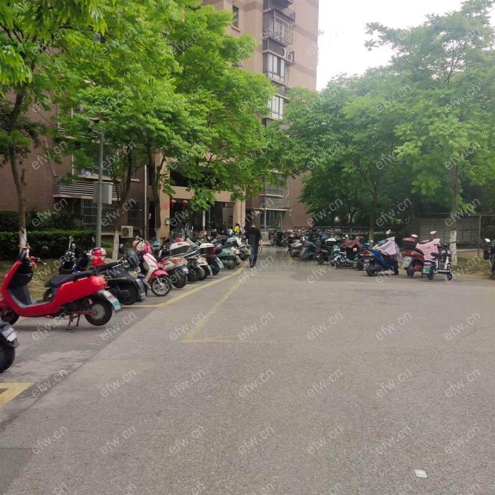 东风家园 2室2厅