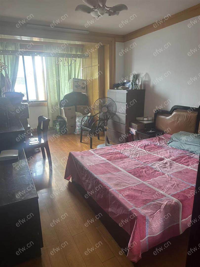 东林小学  房东诚售 价格可谈
