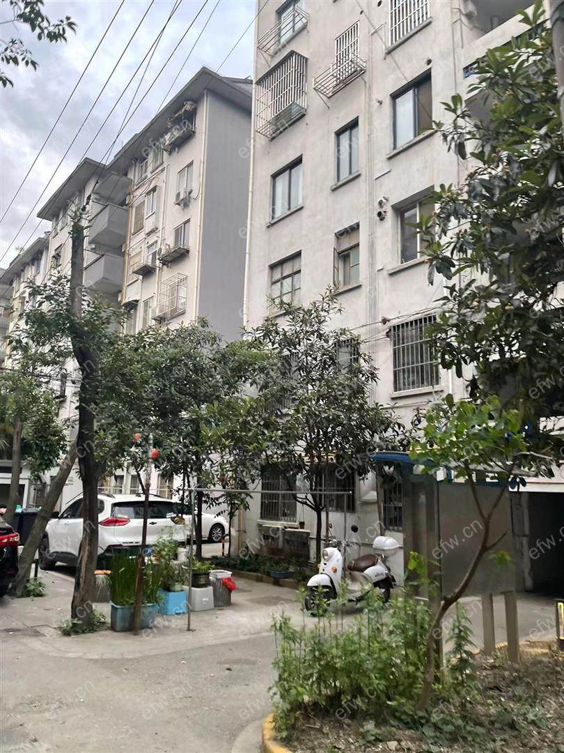 扬名一村 1室1厅1w
