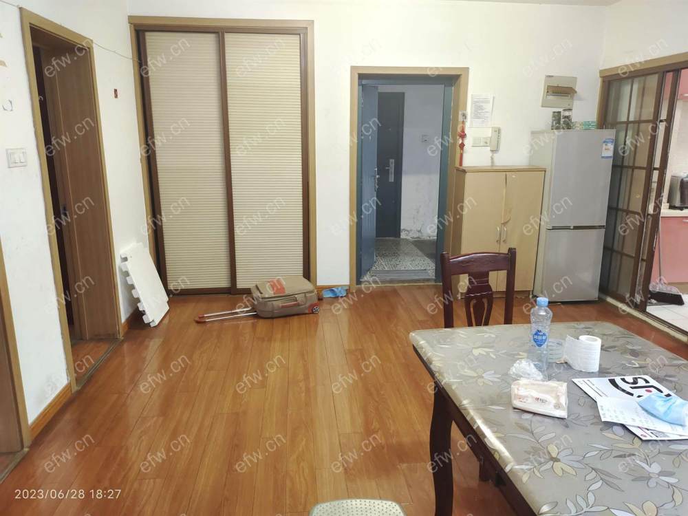蠡溪苑精装两房 中间楼层 拎包入住 出行便利