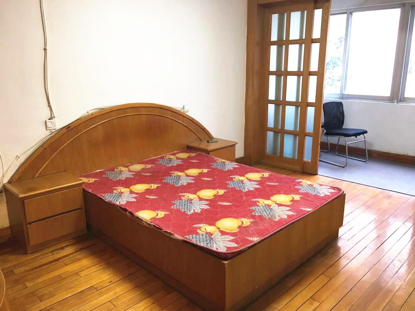 荷叶新村 1室1厅......
