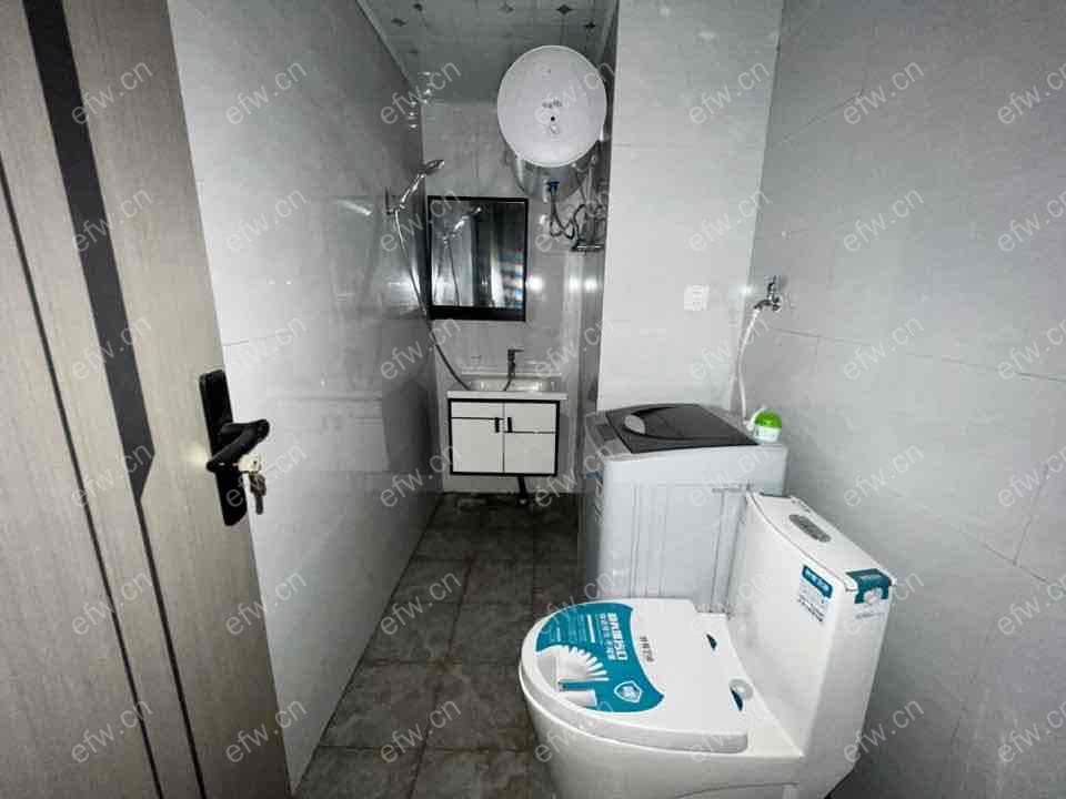 village精装room室  随时看房 拎包入住