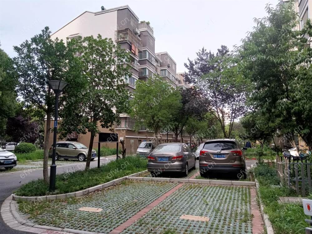 红星苑一期 3室2厅顶带阁带露台，扬名滨河小学，侨谊中学扬名分校