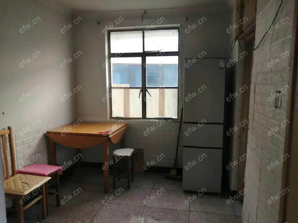 学前东路旁 风雷新村单间出租