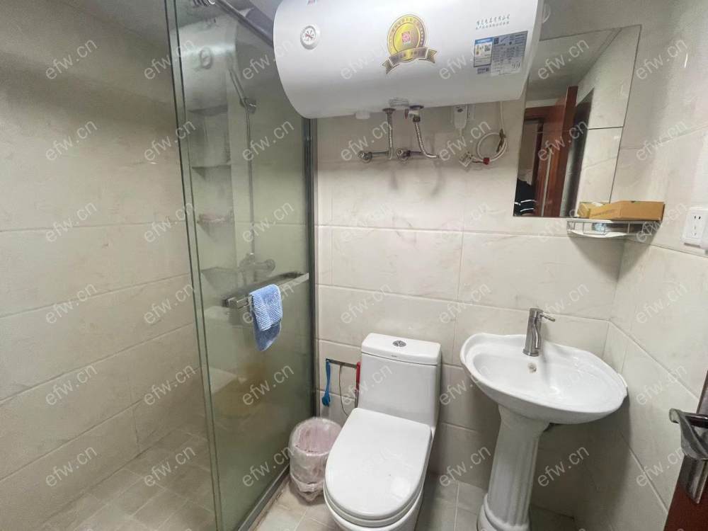 看房提前联系，过来开门