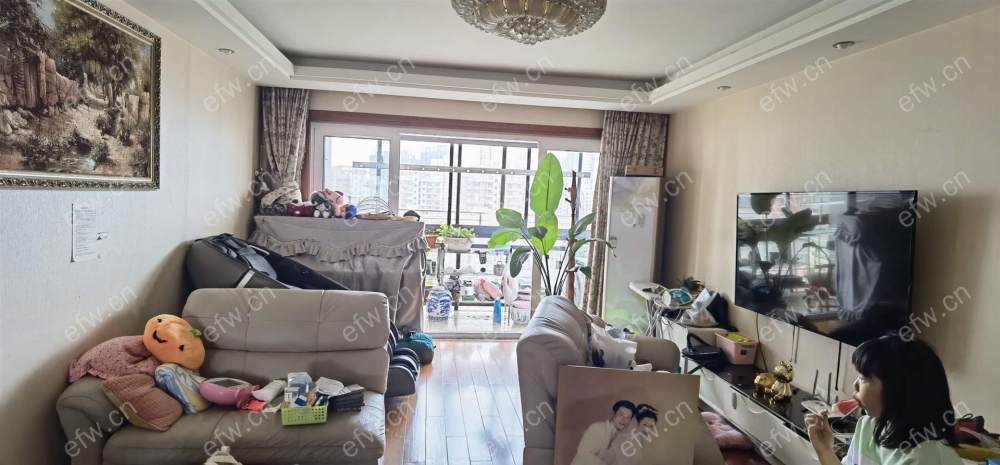 阳光城市花园三室两厅两卫