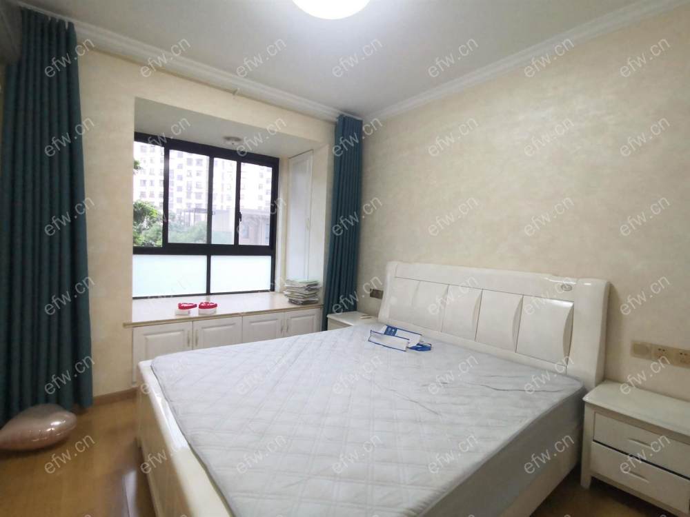 香榭一品豪装2室2厅1卫随时看房拎包入住