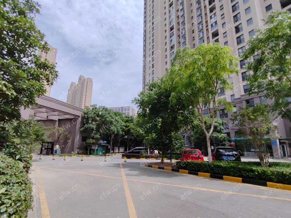 芦村家园 3室2厅朝南带阳台
