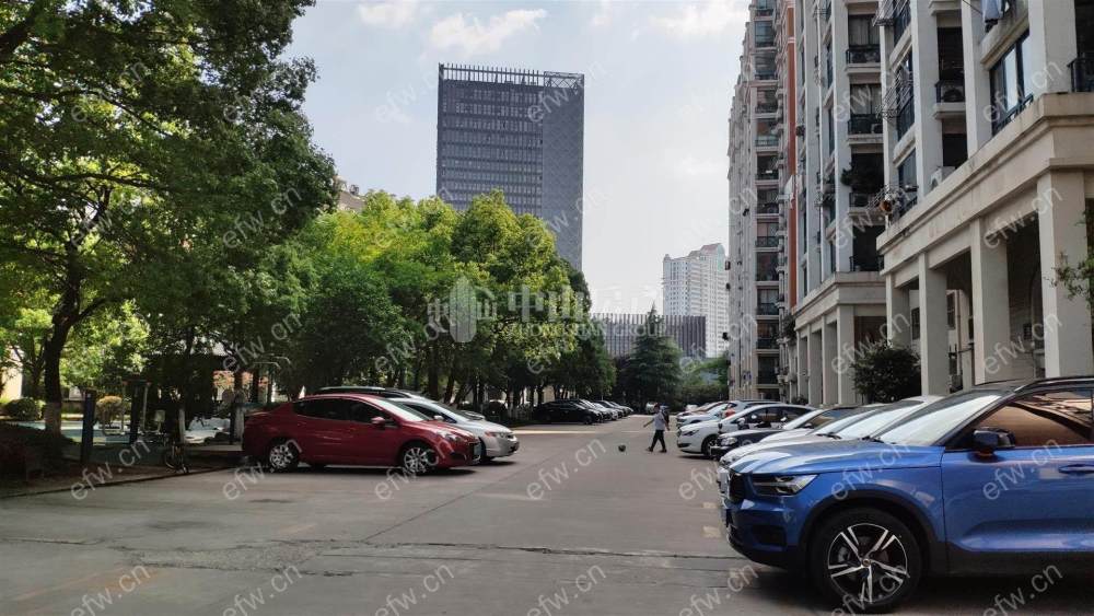 东城花园 1室1厅东城花园 1室1厅精装修  模 版精装修