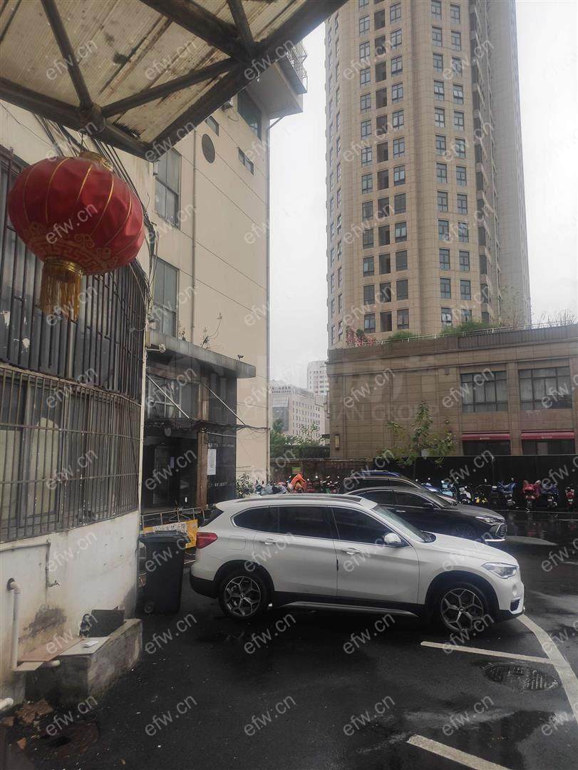 红梅市场旁生活大师精装小俩房