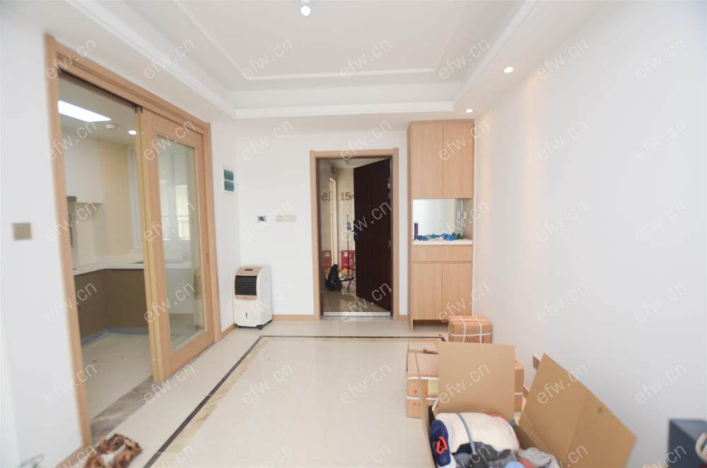 village room房 全明户型 另送家电