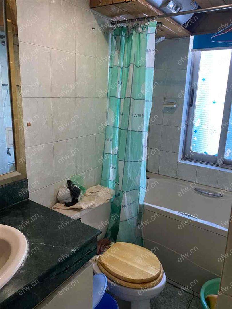 一中对面 ，陪读好，好陪读