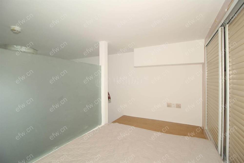 甲壳虫2933小区 1室1厅