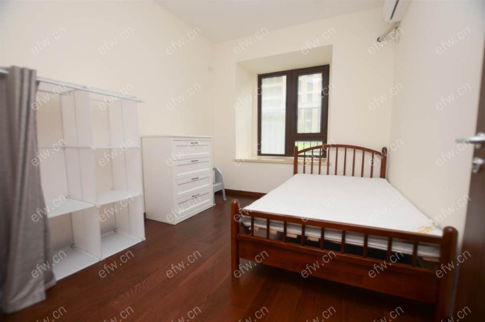 房东诚心出售价格看中可谈