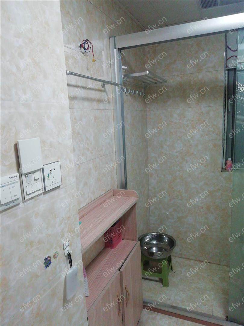 近人民医院出租清扬御庭精装2室1厅 含物业