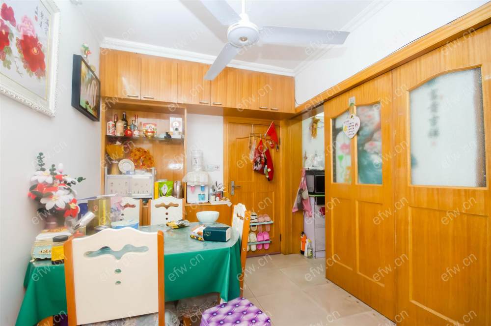 中联新村 2室1厅两房朝南.