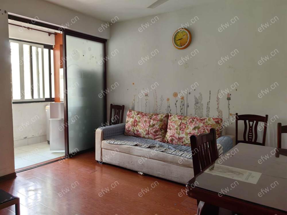 惠景家园 1室1厅1600，家具齐全