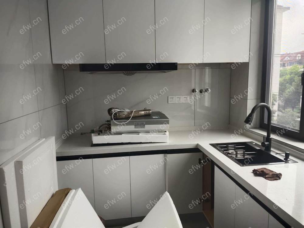 精装一室一厅  环境好 拎包入住