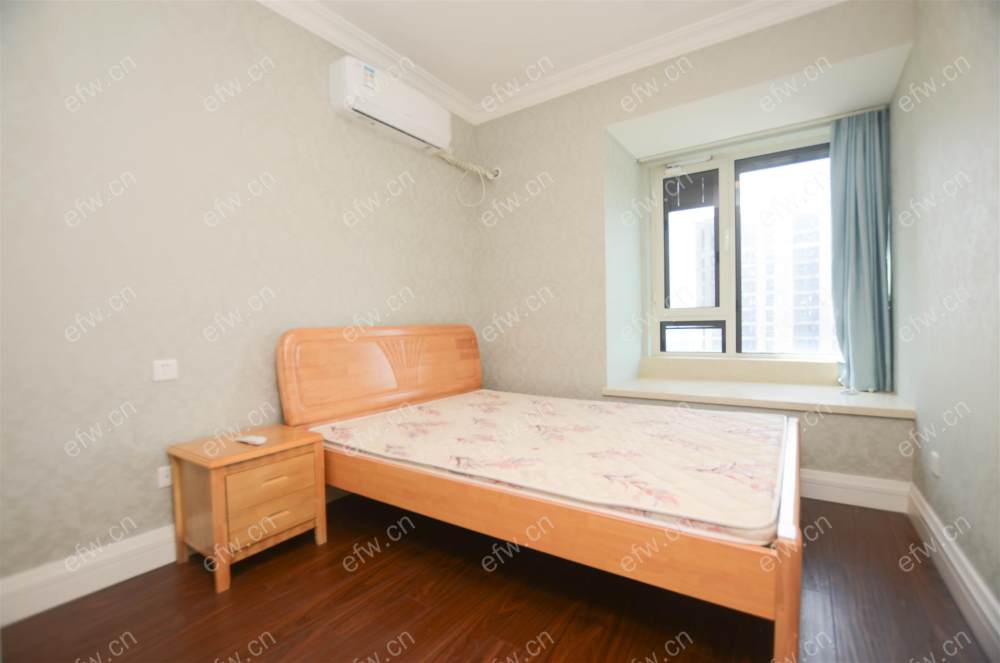 玉兰公馆三区，88平，业主急售