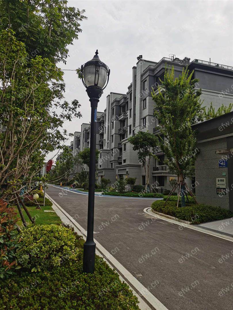 蠡湖际小镇精装修三房出租