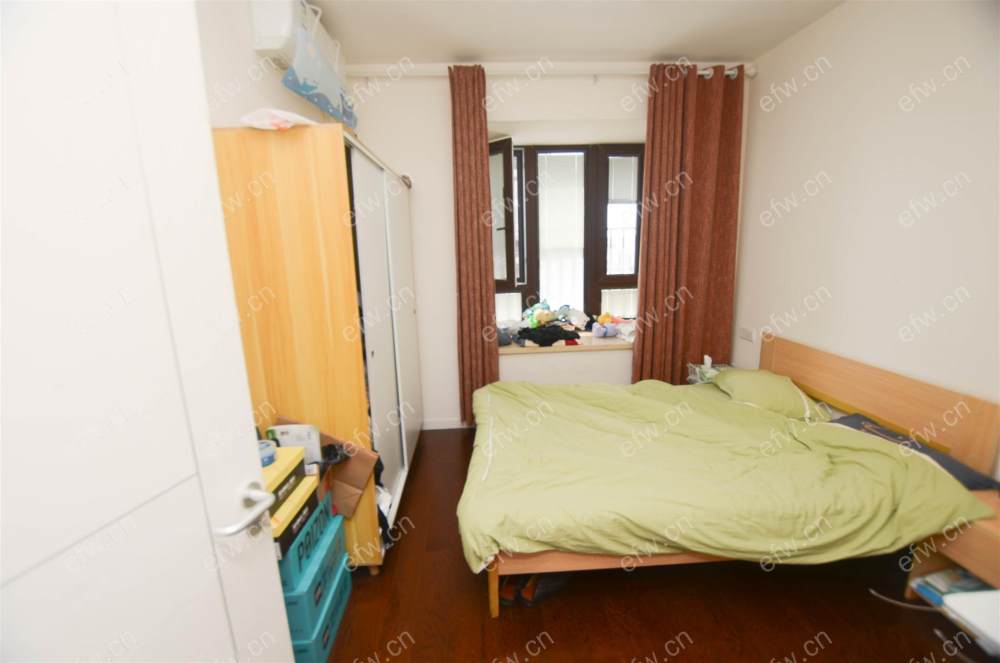 万科品质住房三室两厅一卫