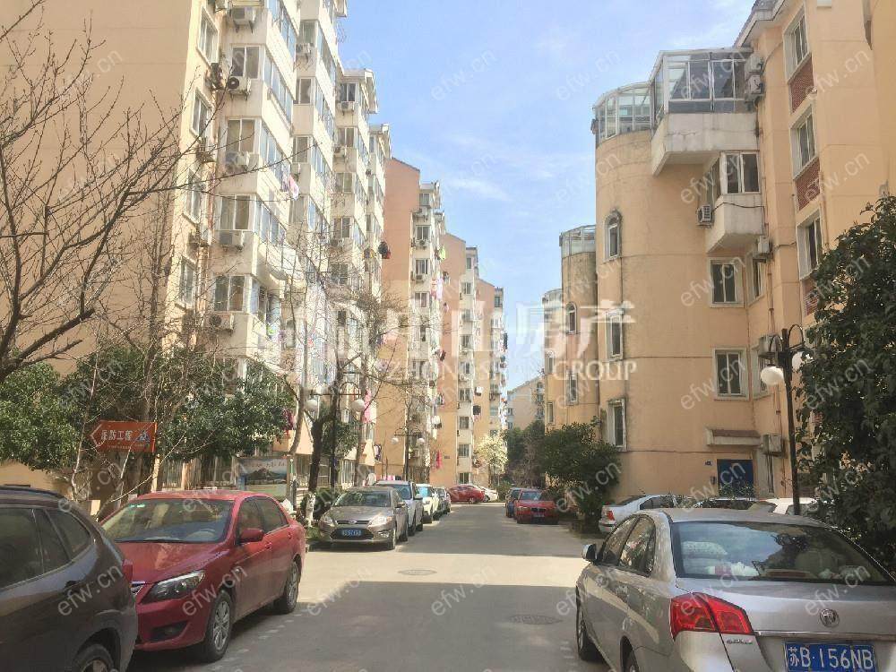 银杏苑.精装修3开间朝南.沿河景观房.拎包入住.5号地铁