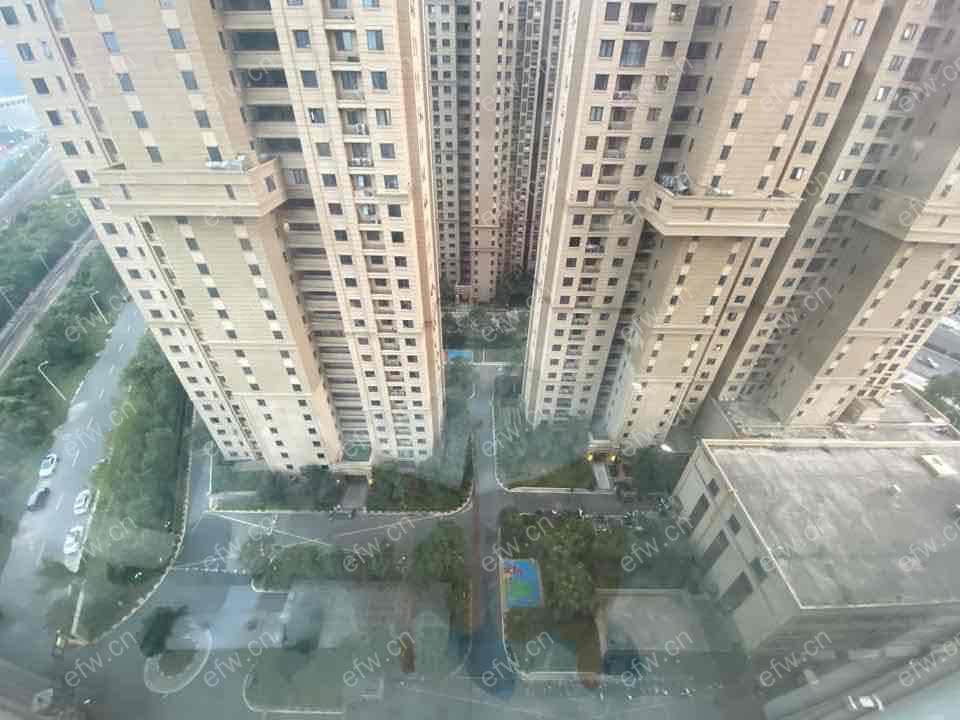 世茂时光里（世茂天域名园） 3室2厅2卫