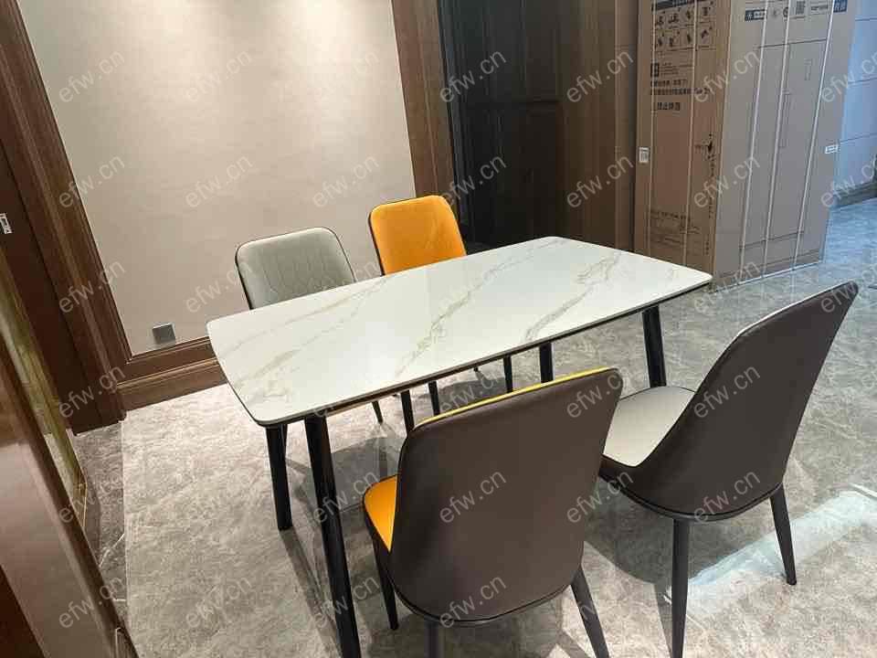 恒大悦珑湾 豪华装修 拎包入住