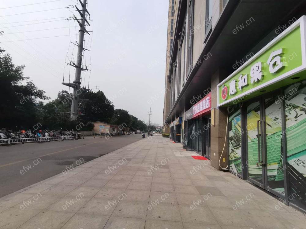 地铁口刘潭站万荟城精装拎包入住