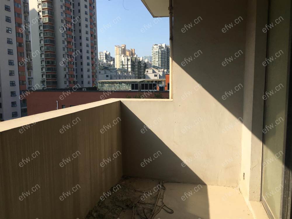 毛坯三室2厅出租做仓库