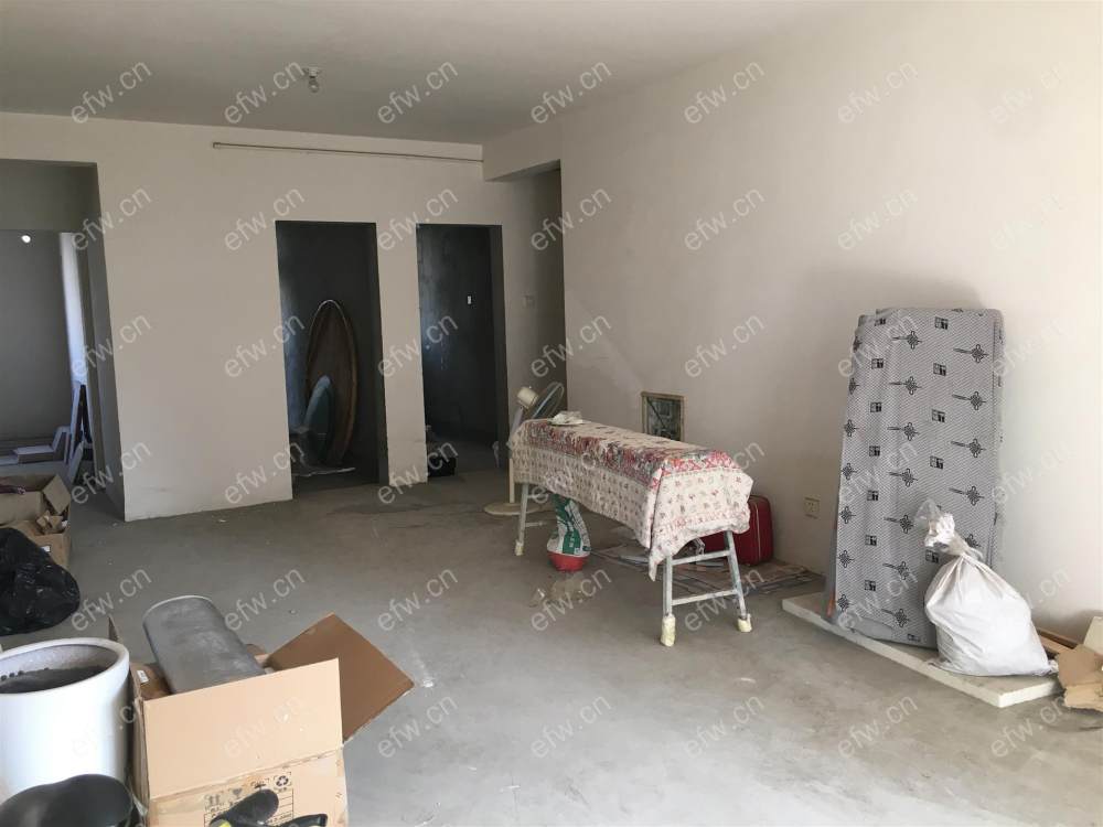 毛坯三室2厅出租做仓库