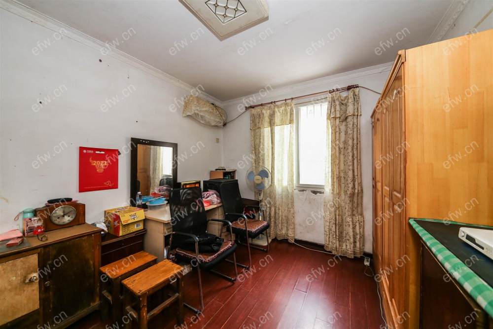 room房豪装拎包即住,village尽享优雅品质,多重阳台+飘窗