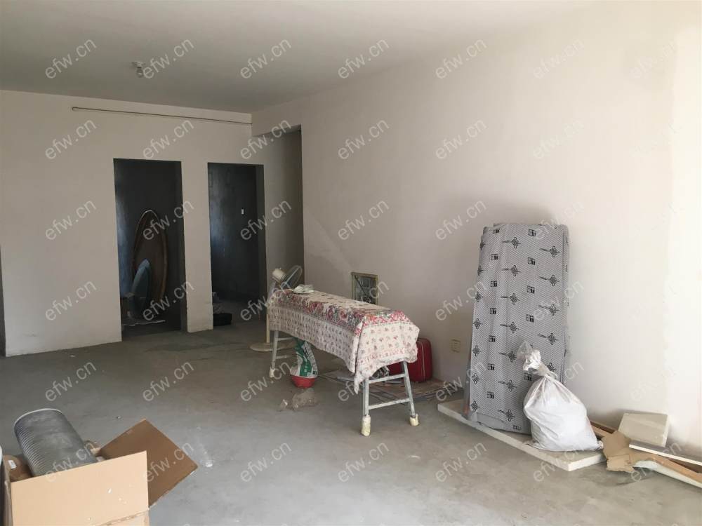 毛坯三室2厅出租做仓库