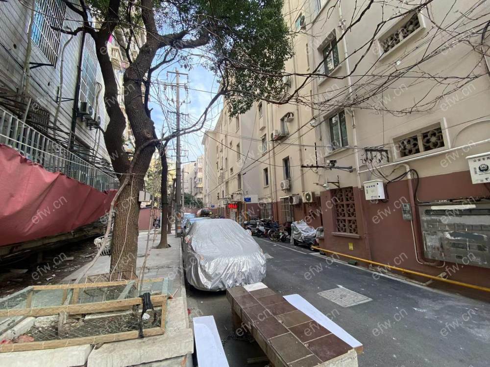 沁园新村 两房朝南 中间楼层 诚心出售 可谈