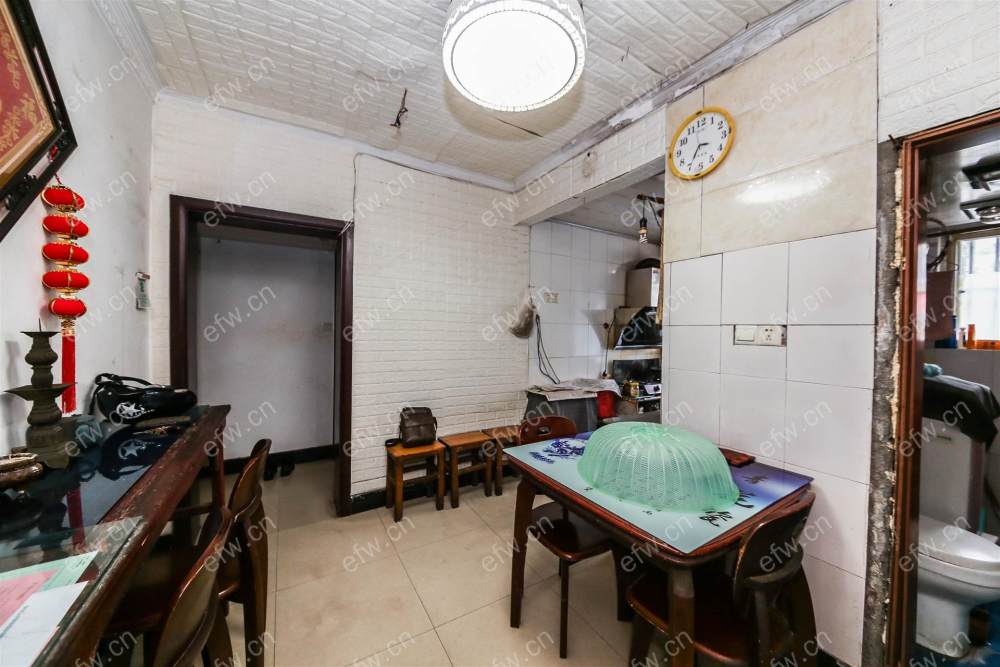 room房豪装拎包即住,village尽享优雅品质,多重阳台+飘窗