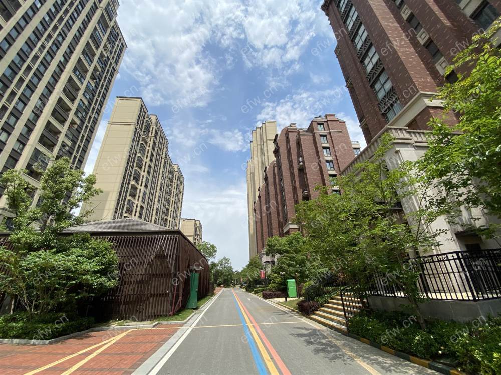 中 海 珑 玺 3房2厅 三开间朝南