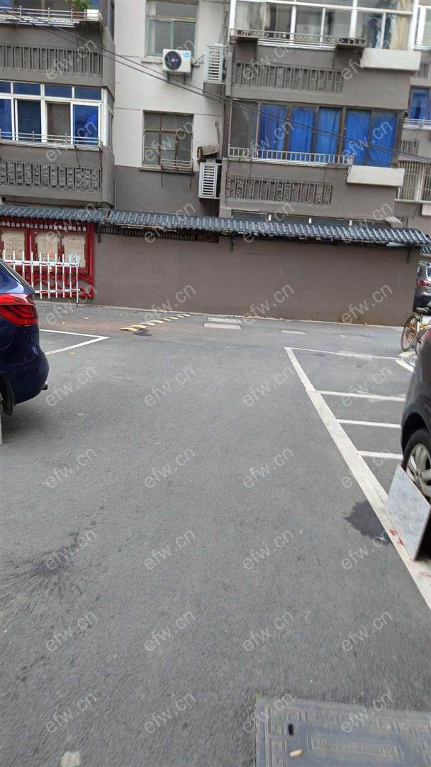 惠华新村靠近地铁口栋出行方便