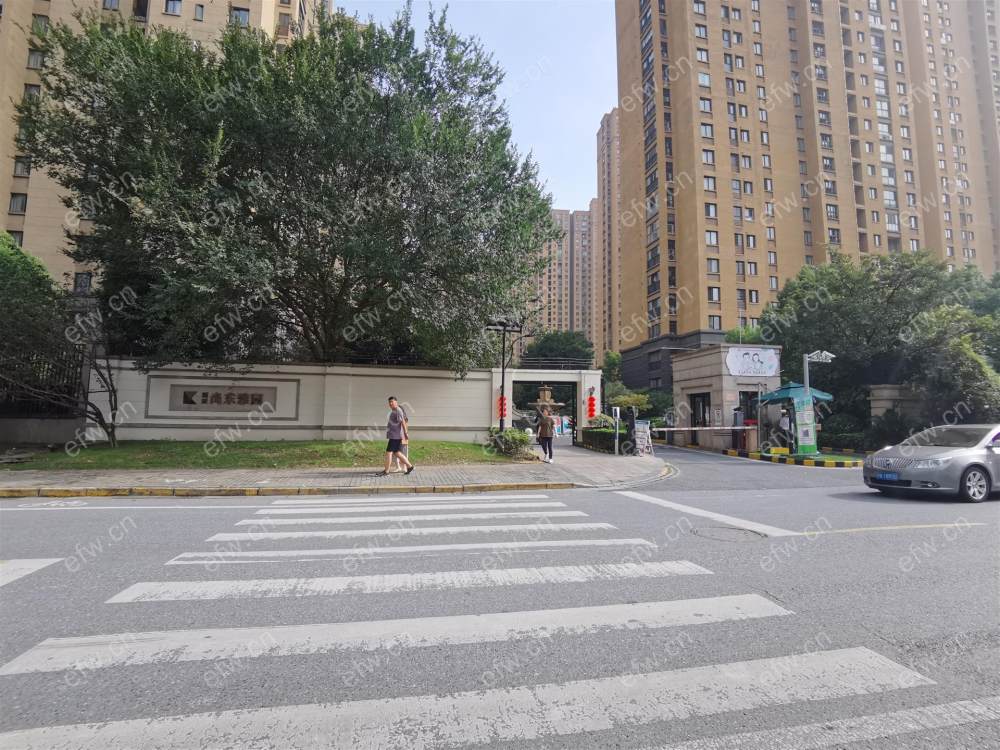 84平小两房房东诚心出售二楼