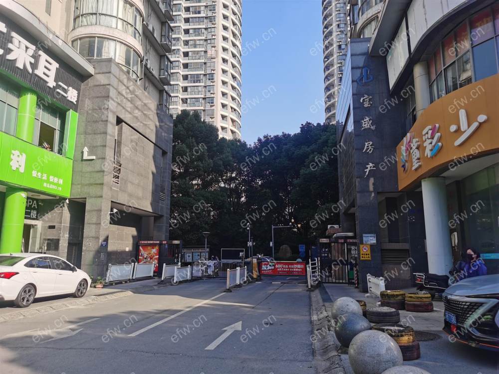 长江绿岛三期精装三房