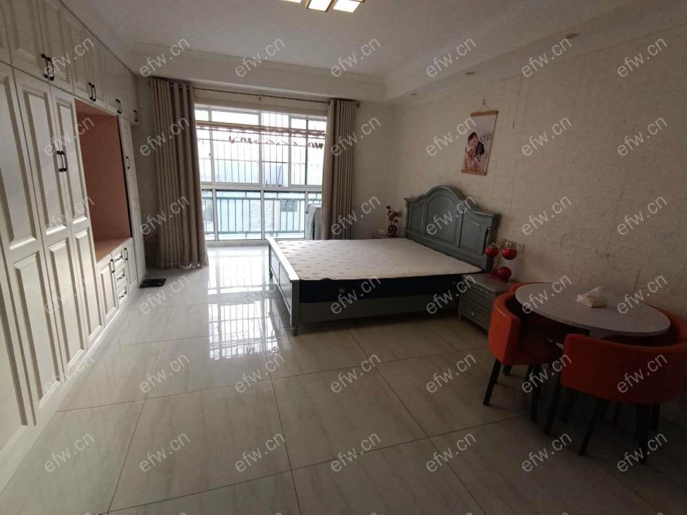 房东诚心出租.看中可谈
