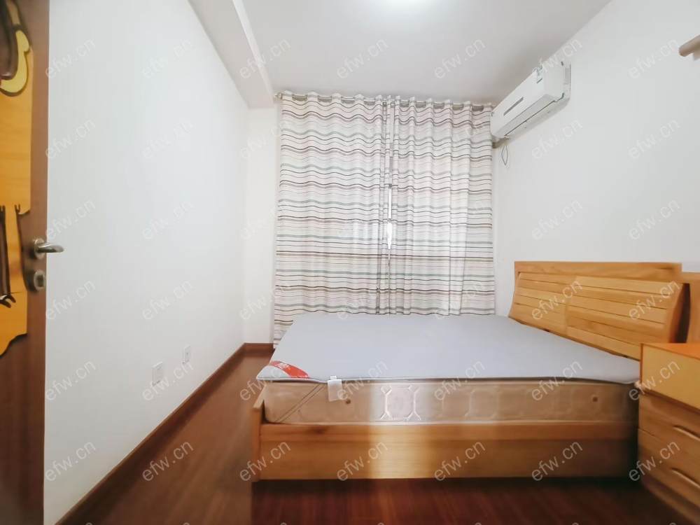 village 经典room房 东边户 全明 精装修！