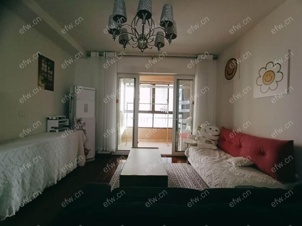 village 经典room房 东边户 全明 精装修！