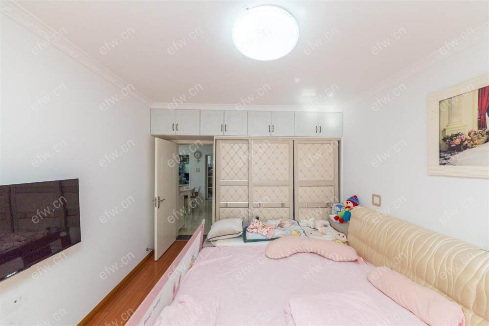 (null)楼梯3楼.婚装3房 拎包入住