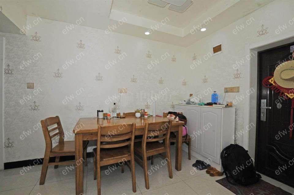 刘潭新村 3室1厅