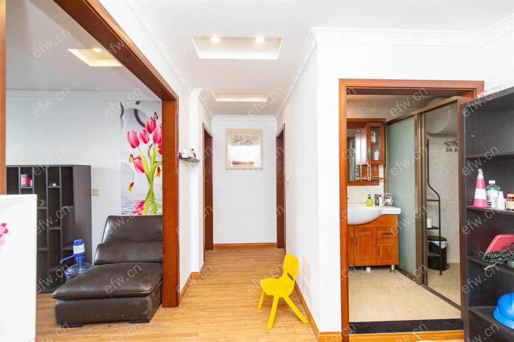 village room房 全明户型 另送家电12