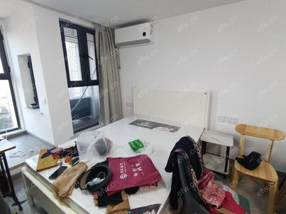 天一公馆公寓房一室一厅