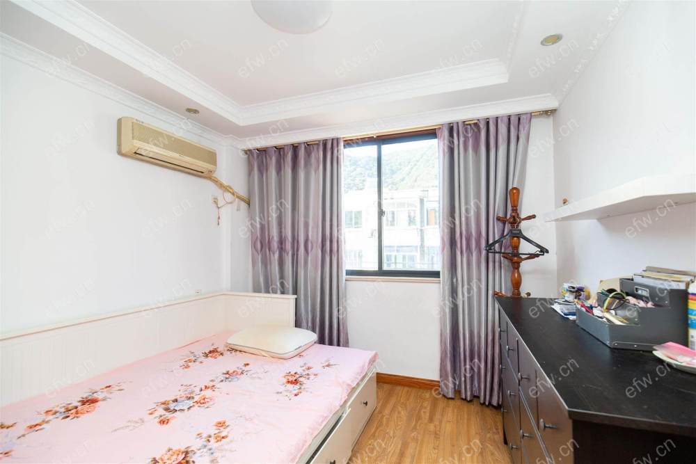 village room房 全明户型 另送家电12