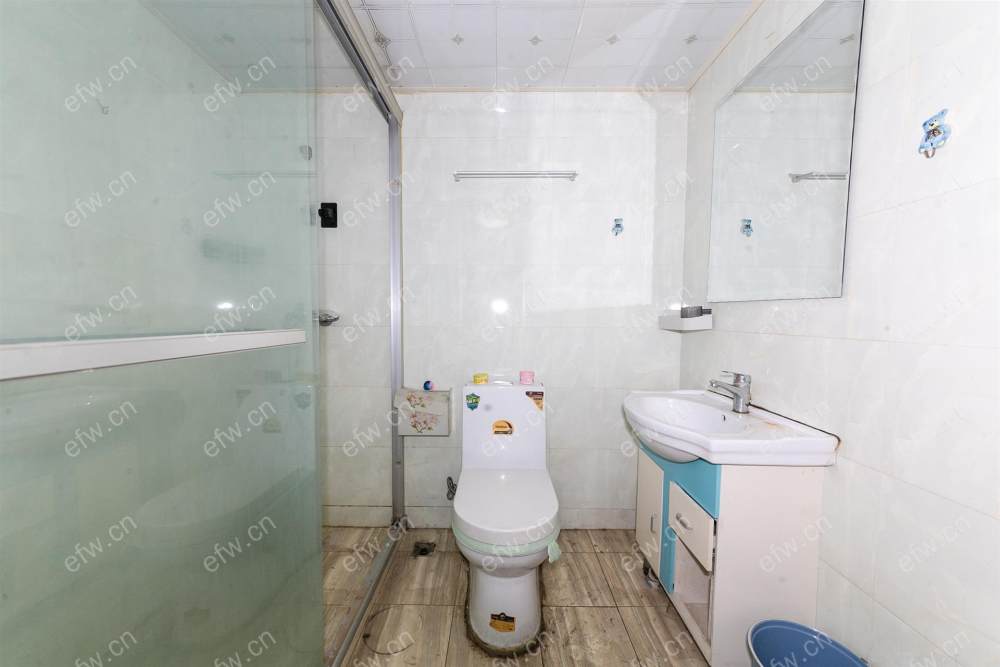 房东诚心出售 钥匙在凤翔馨城店